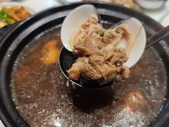 -鑫悦楼煎蟹·16年海鲜大排档