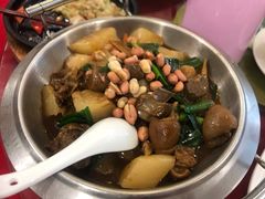 萝卜焖羊肉-东馆和天下特色餐饮(工农店)