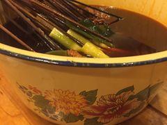 -拈签一笑黄牛肉辣卤串串