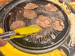 -胡悦里韩式烤肉(芝罘万达广场店)