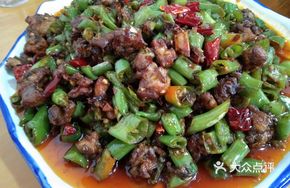 Country Green Pepper Chicken