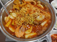 -贵宾庄炸酱面·韩式料理(高区店)