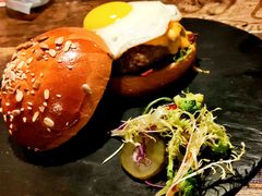 -HIGH FIVE哈福手工汉堡(桂林路店)