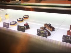 -UNI UNI(环亚凯瑟琳店)