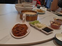 -梅利汴京烤鸭•开封豫菜地标店(东大街店)