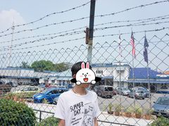 -荷兰红屋