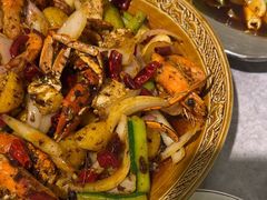 -休记光头香辣蟹干锅店(衣冠庙店)