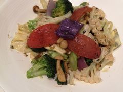 椰油黑松露炒有机杂菜-闻见中国海南菜(K11店)