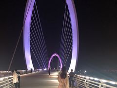 -南京眼步行桥