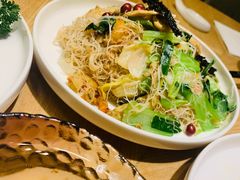 海蛎煎配米粉-莆田餐厅PUTIEN(三里屯店)
