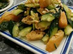 -八两八金·莱芜特色炒鸡(市南漳浦路店)