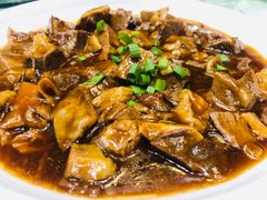 黄焖牛肉-东方之珠海鲜酒楼(南开店)