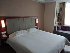 -爱电竞酒店(苏州石路地铁站山塘街店)