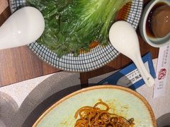 -蟹黄鱼·海派深夜面馆(巨鹿路店)