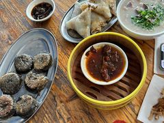 -洲心明记烧肉大粥(总店)