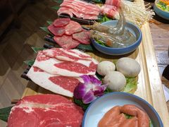 -明洞阿姨·韩式酱蟹烤肉·创意料理(三元桥店)