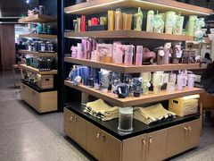 -星巴克臻选(国贸商城首店)