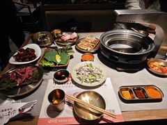 -草家酱蟹炭火烤肉店(珲春南路一店)