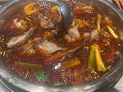 -肖肖酸萝卜鱼火锅(总店)