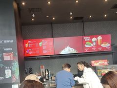 -星巴克(七宝领展广场1F店)