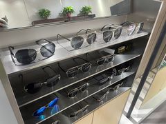 -零度眼镜·宝视友·蔡司依视路(吾悦花街店)