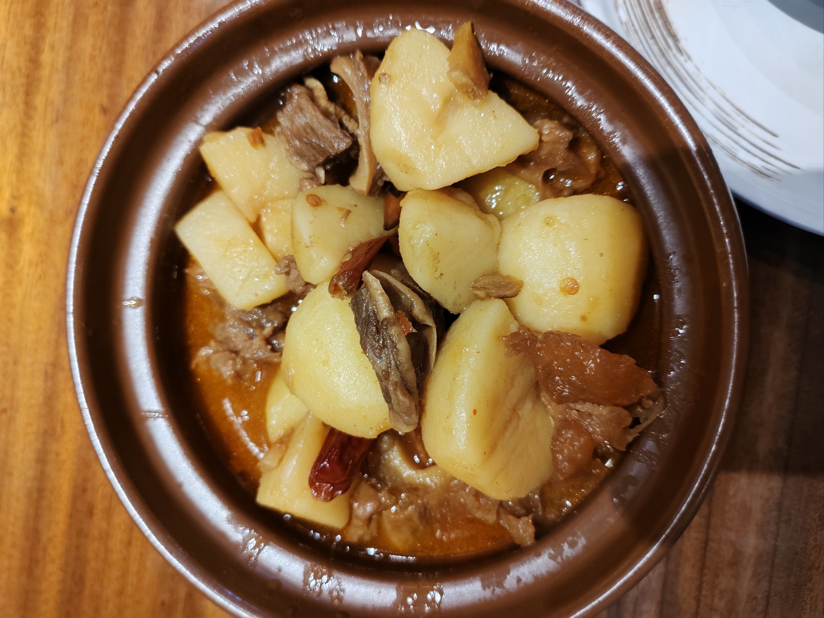 草本汤,福建传统地方风味,土豆牛肉的经典味