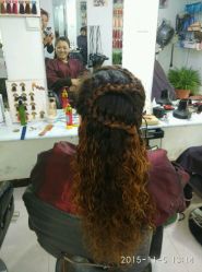 -孙嘉专业美容美发