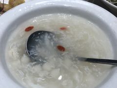 -品悦酒店(三林古镇店)