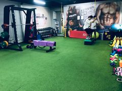 -征成健身连锁私教工作室(九公里店)