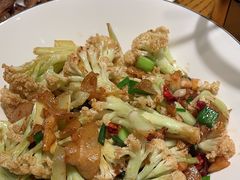 -爱碗亭·鲜炒湖南菜(壹城中心店)