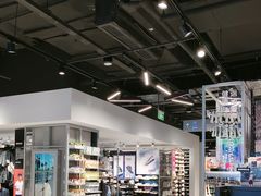-迪卡侬(环球港店)