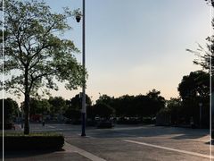 -松江南站-地铁站停车场