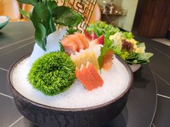-鼎泰亨·海鲜牛肉餐厅(滨江店)