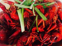 -小鱼儿海鲜港(新村十区店)