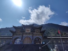 -冕宁灵山寺