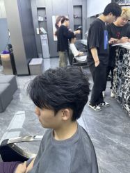 -米可造型烫发染发
