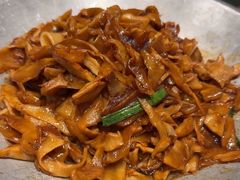 -海派美食·家宴海鲜青岛菜·石锅鲽鱼头(东方城店)