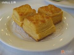 真的有很多层的榴莲酥-海逸海鲜酒家(古北店)