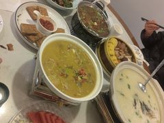 -山里俏·皖南菜(清源路店)