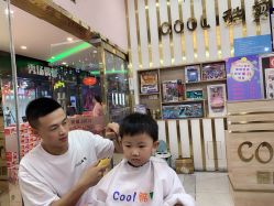 -可酷艺剪专业儿童美发沙龙(长风国贸第六馆店)