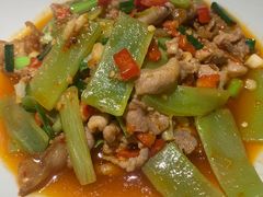 -吃饭皇帝大(合生汇店)