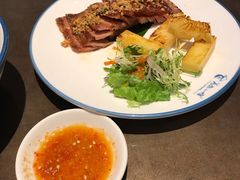 西贡炭烧烤猪颈肉配菠萝-美奈小馆·越南料理(中航城君尚购物中心店)