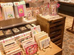 -恋物百货商店(华侨城店)