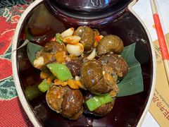 -刘姐啤酒鱼民族演艺餐厅(西街总店)