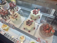 -花花卷卷·鲜食蛋糕(静安久光百货店)