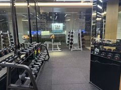 -威克健身游泳(万菱汇店)