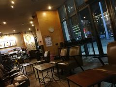 大堂-星巴克(深圳龙华人民北店)