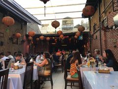 -Lanterns Vietnamese Restaurant