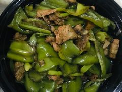 辣椒芹菜炒肉-满汉楼(安发桥店)