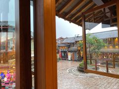 -猫的天空之城概念书店(丽江古城饮玉巷店)